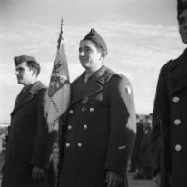 F085 2/12/1944 à BRON, Le fanion du 1/22 Groupe Maroc