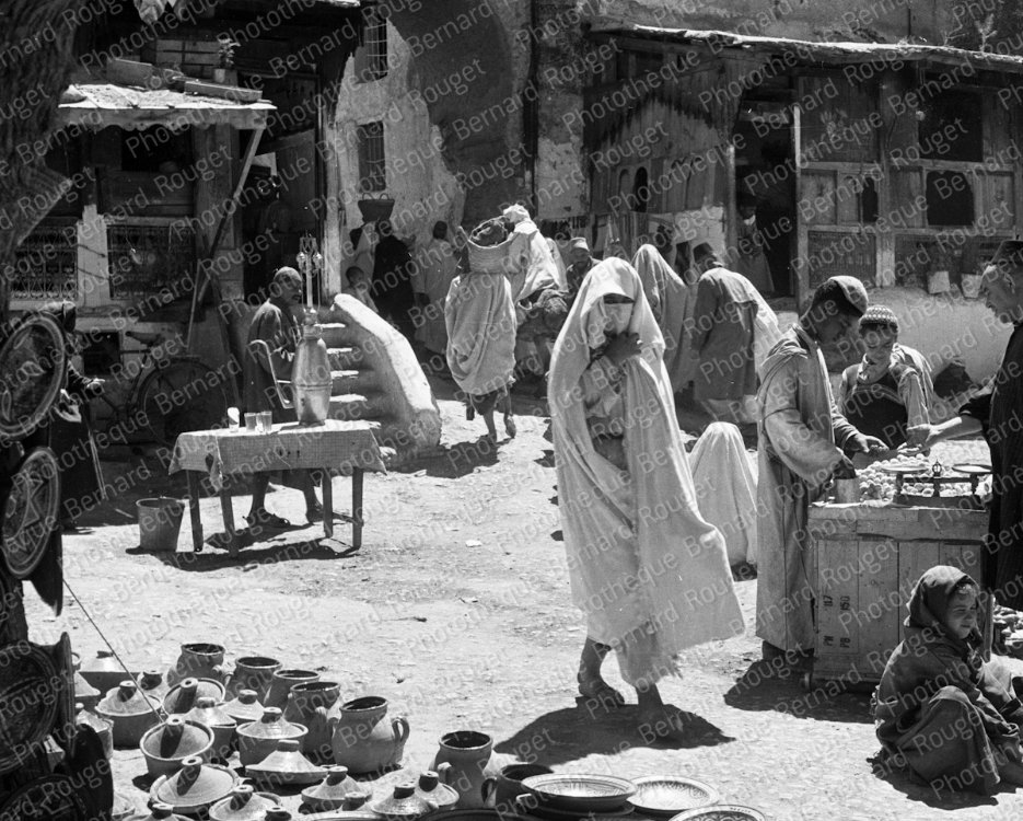 Meknes souk, circa 1950.